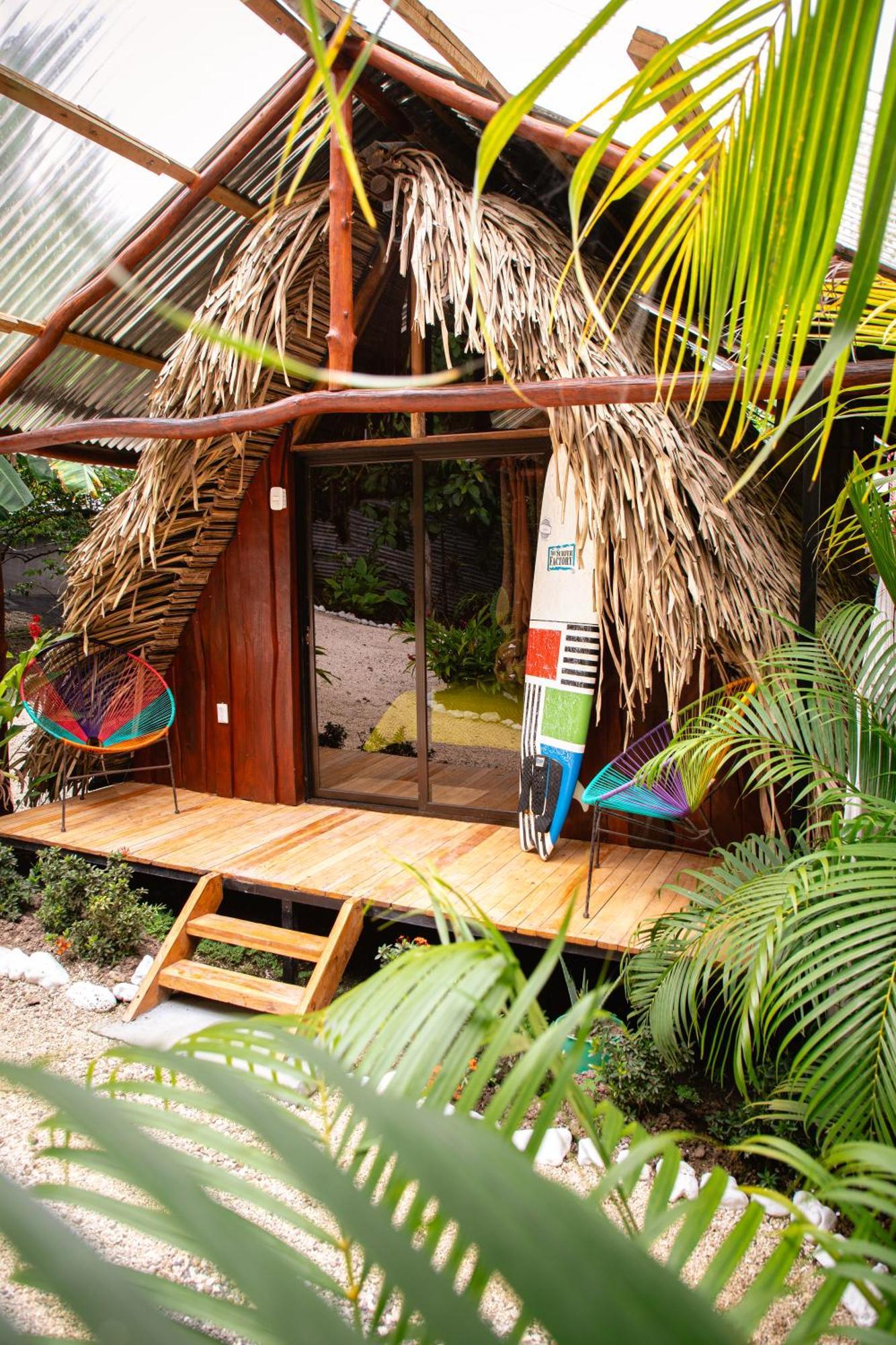 El Gato Rojas Surf Hostel Playa Santa Teresa  Exterior photo